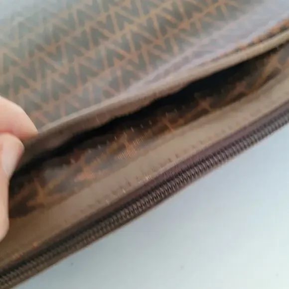 Mario Valentino Bag Clutch Unisex Vintage Pouch Zip Italian Brown Logo Handbag - Picture 10 of 12